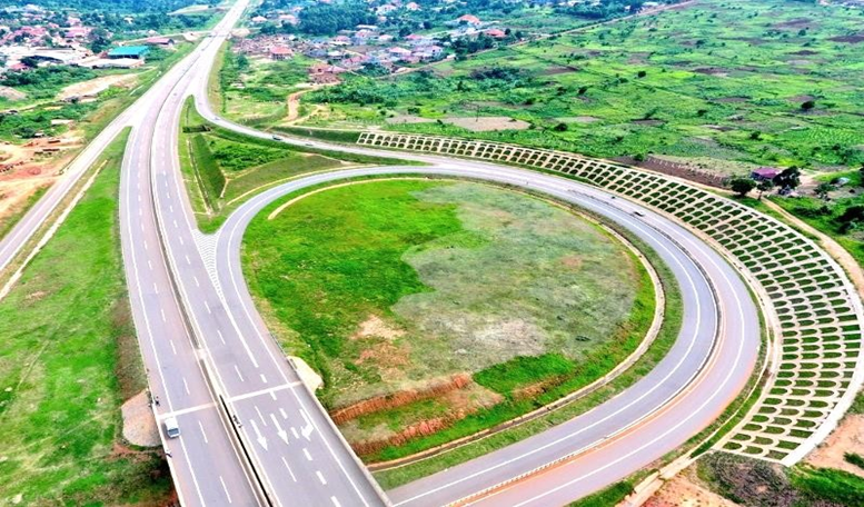 Construction of the Kampala-Entebbe Express Highway